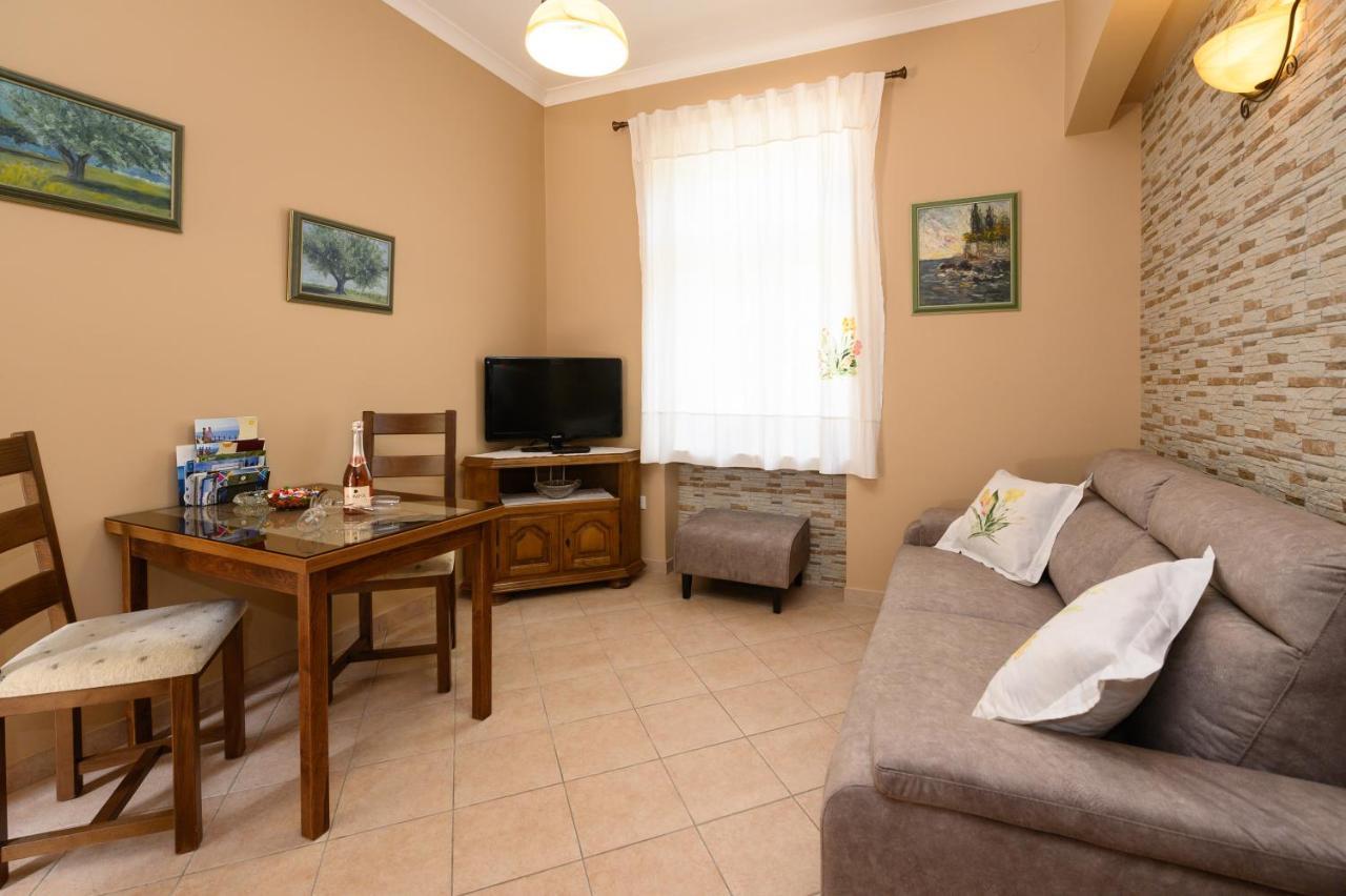 Apartment Salona *